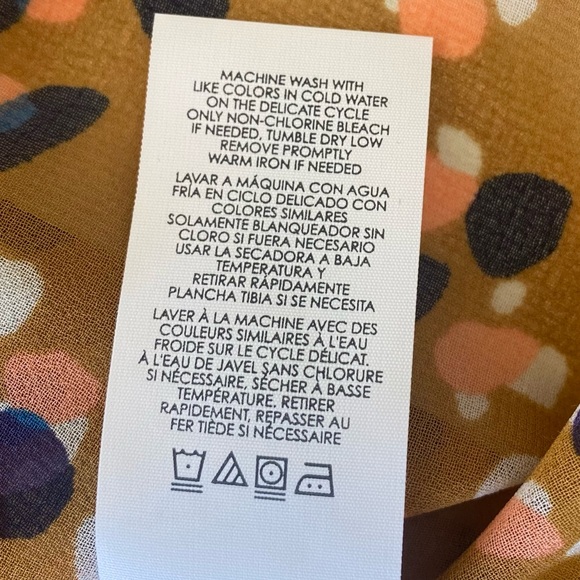 NWOT CABI Cheers Sleeveless Blouse - Picture 15 of 15